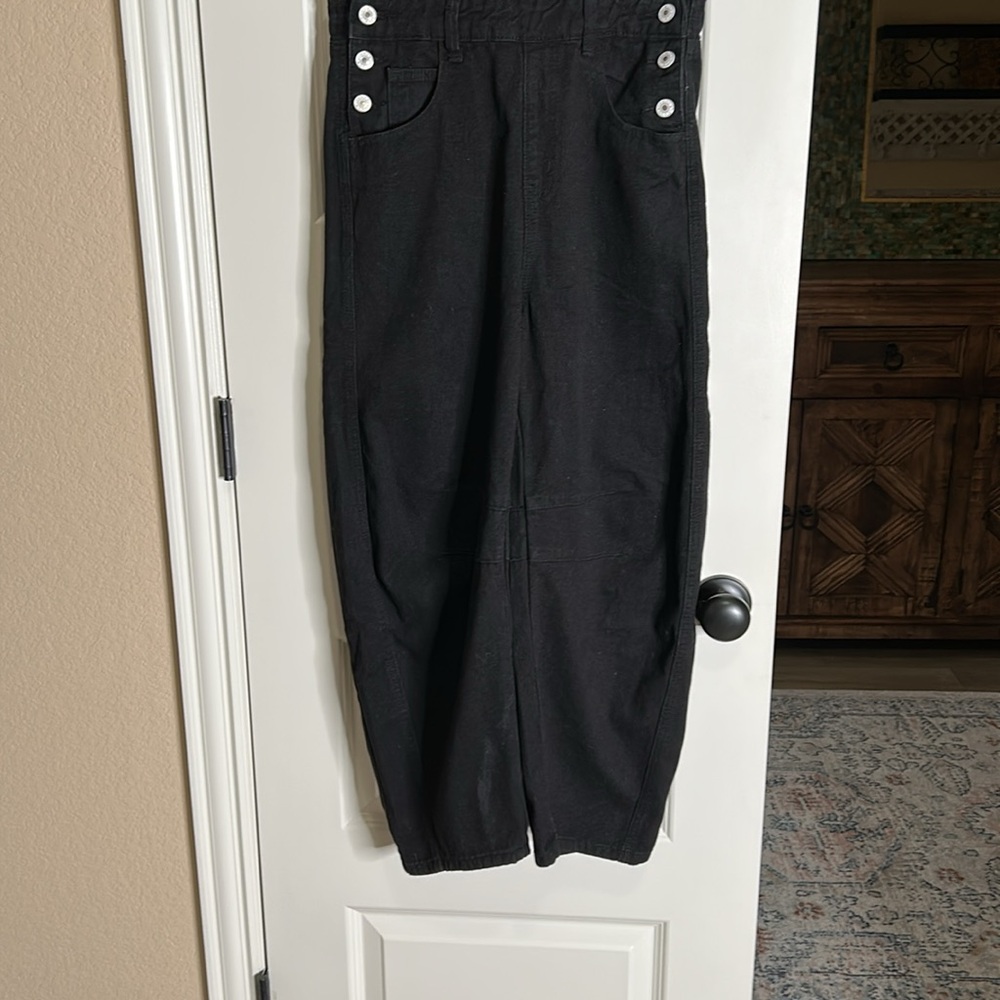 Stylish Black Jumpsuit for Women - Picture 6 of 8